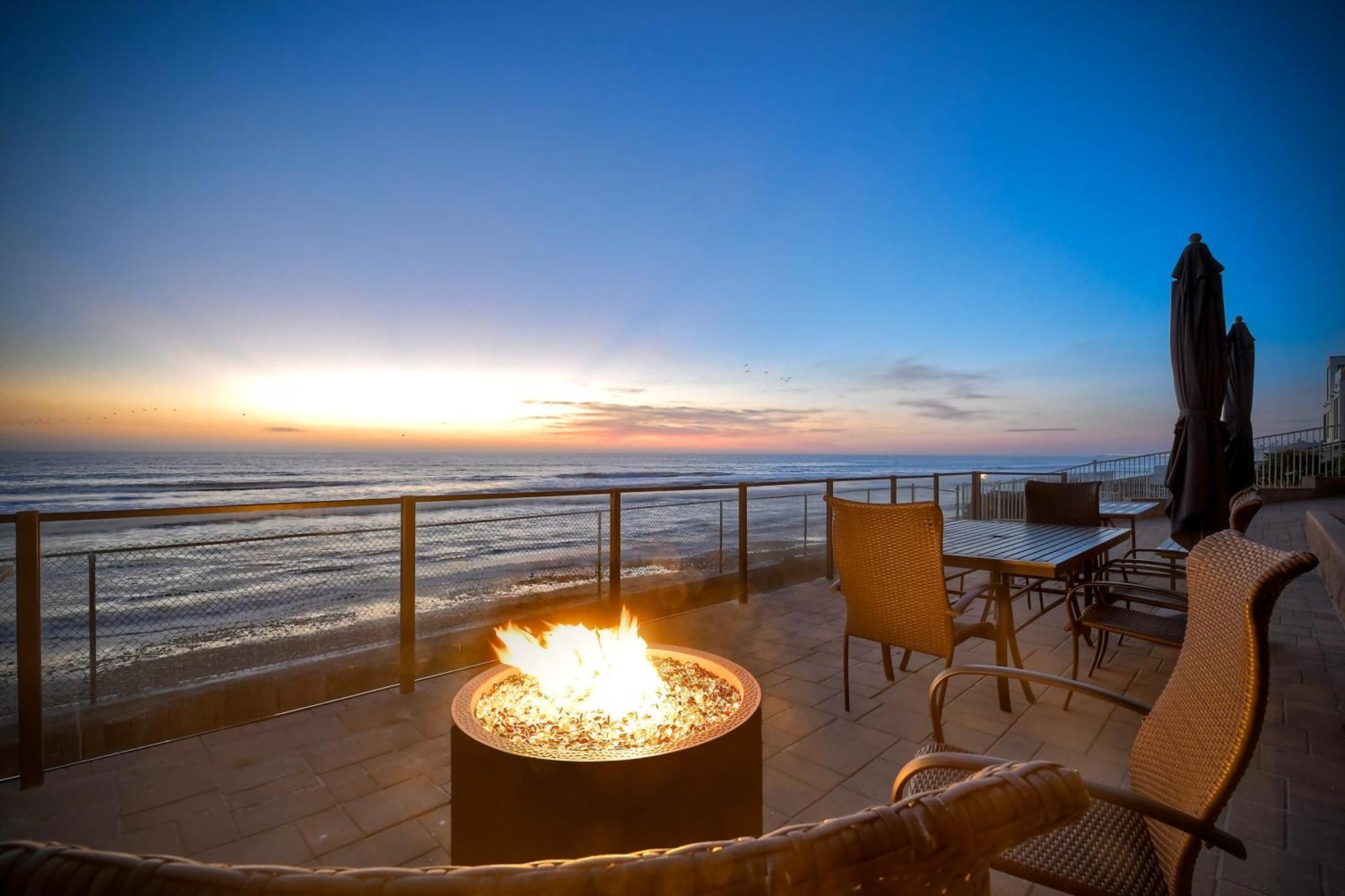 칼스배드 Oceanfront Getaway Ocean Views Fire Pit Bbq Beach Access 아파트 외부 사진